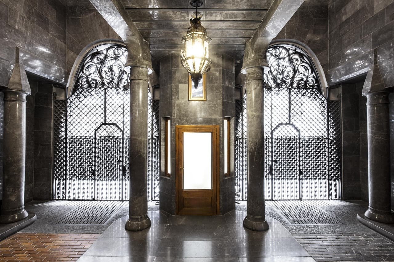 Palau Guell Ticket - სურათი 9