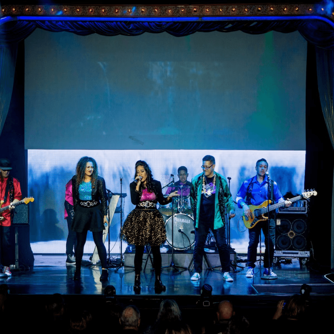 V Theatre Las Vegas - The Jets 80s and 90s Experience Show - სურათი 3