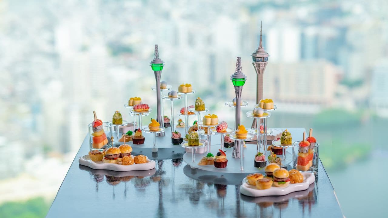 Macau Tower: 360 Cafe - სურათი 3