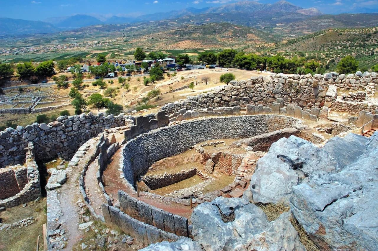 Mycenae Archaeological Site and Museum - სურათი 2