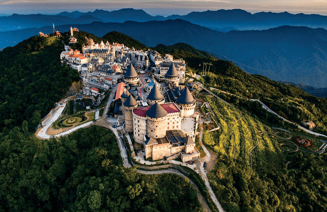Ba Na Hills and Golden Bridge Full-Day Private Tour from Da Nang with Korean-speaking Guide - სურათი 8