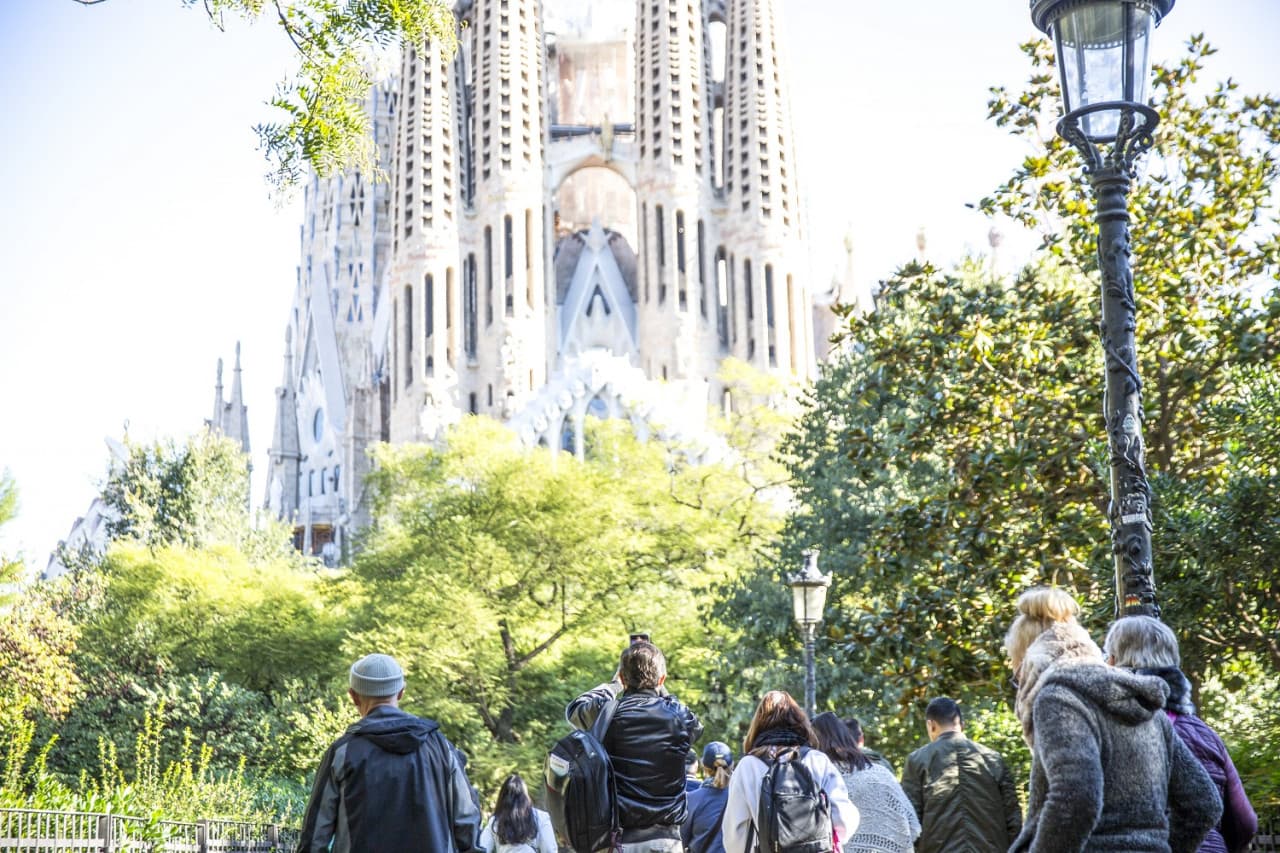 Sagrada Familia Skip-the-Line Guided Tour - სურათი 3