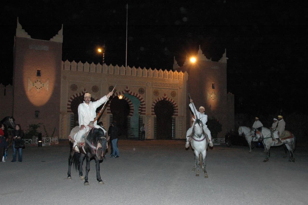 Fantasia 1001 Nights Dinner Show with Round Trip Transfers from Marrakech - სურათი 8