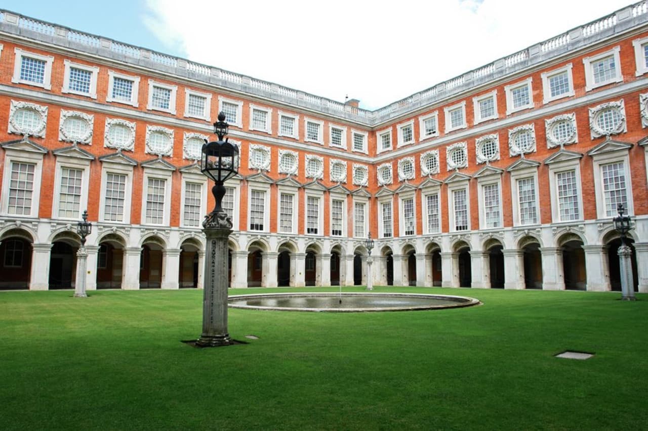 Hampton Court Palace, Windsor Castle, and London Sightseeing Tour - სურათი 10