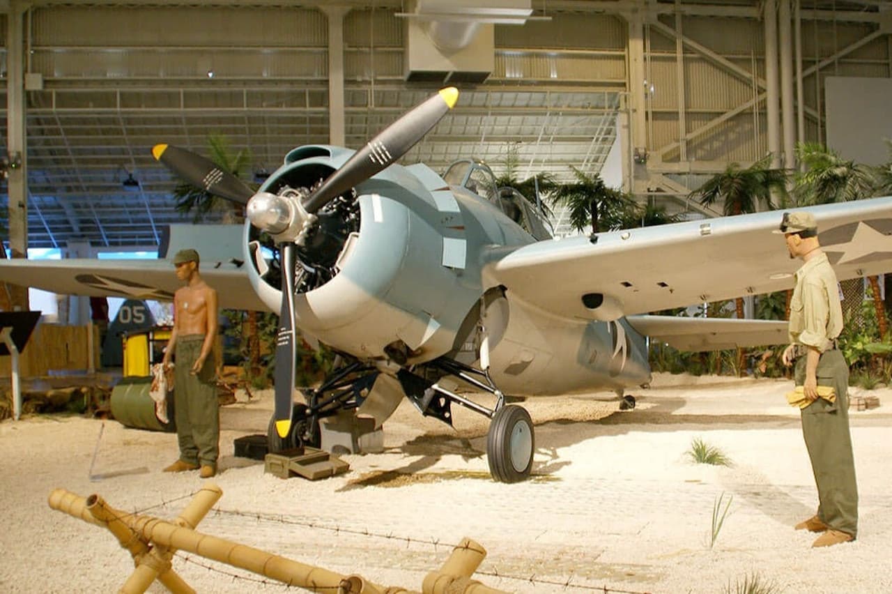 Passport to Pearl Harbour - სურათი 2