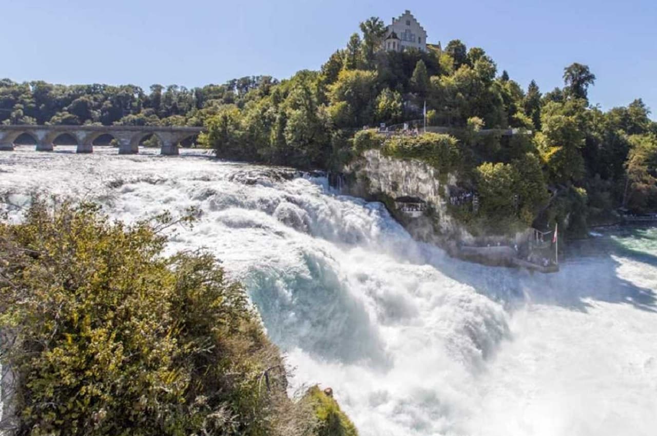 Rhine Falls Tour from Zurich - მთავარი სურათი