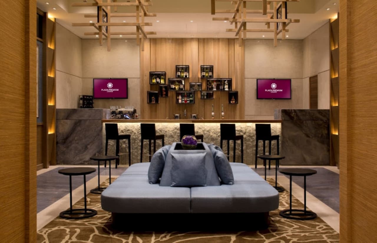 Plaza Premium Lounge - London Heathrow Airport Terminal 2 - მთავარი სურათი
