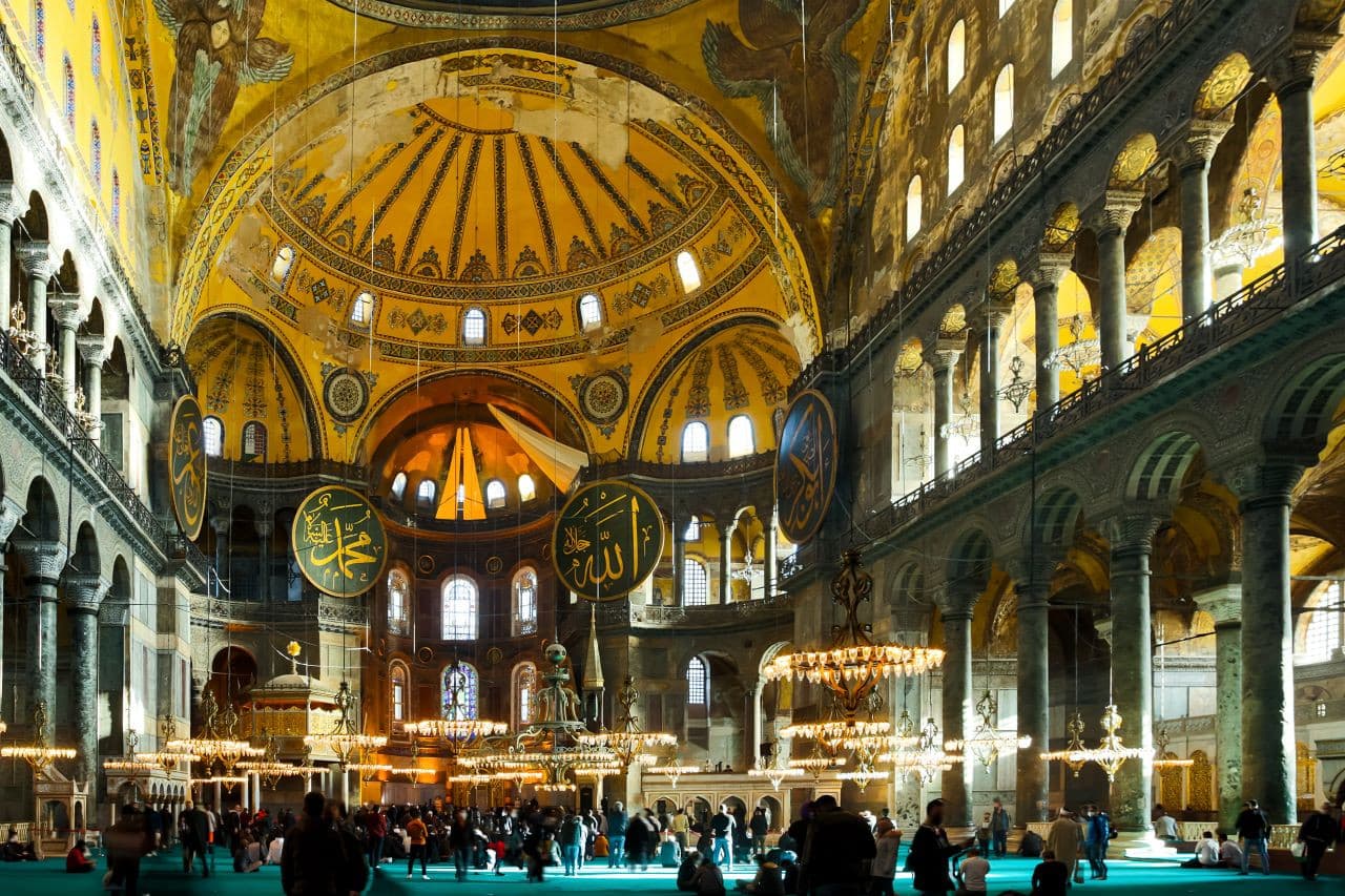 COMBO: Official Hagia Sophia Skip the Line + Dolmabahce Palace Ticket - სურათი 2