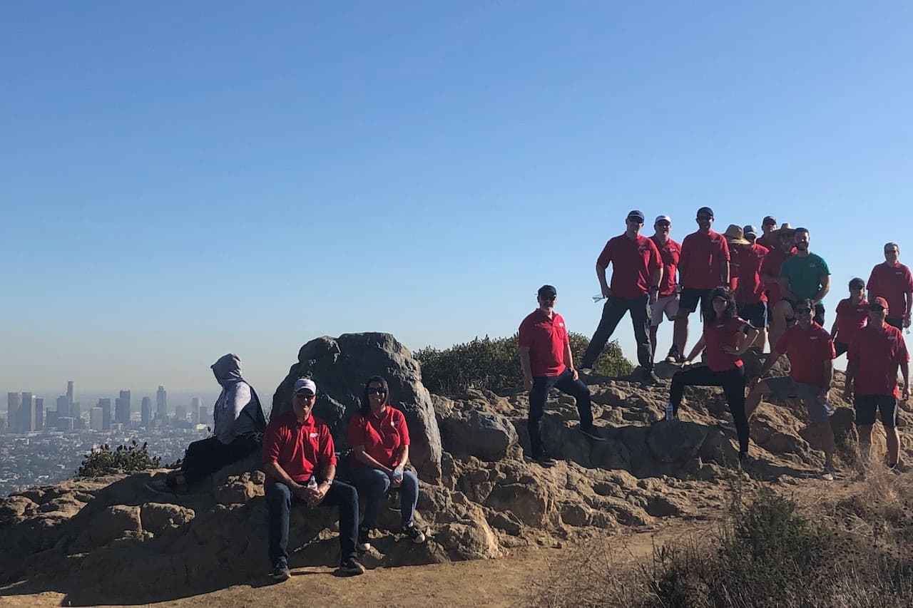 Griffith Park Hiking Tour with Hollywood Hills Views - სურათი 9