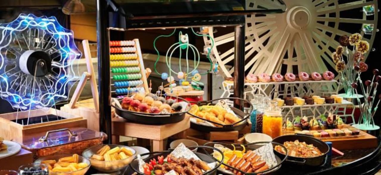 Studio City Macau Spotlight Buffet - სურათი 4
