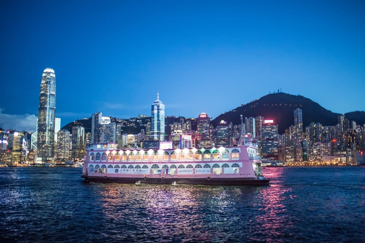Harbour Cruise Bauhinia - სურათი 3