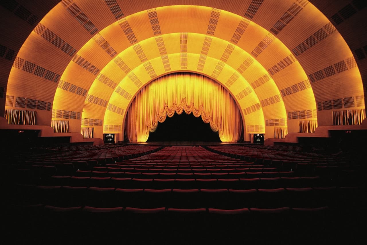 Radio City Music Hall Christmas Spectacular Show Starring the Rockettes Tickets - სურათი 9