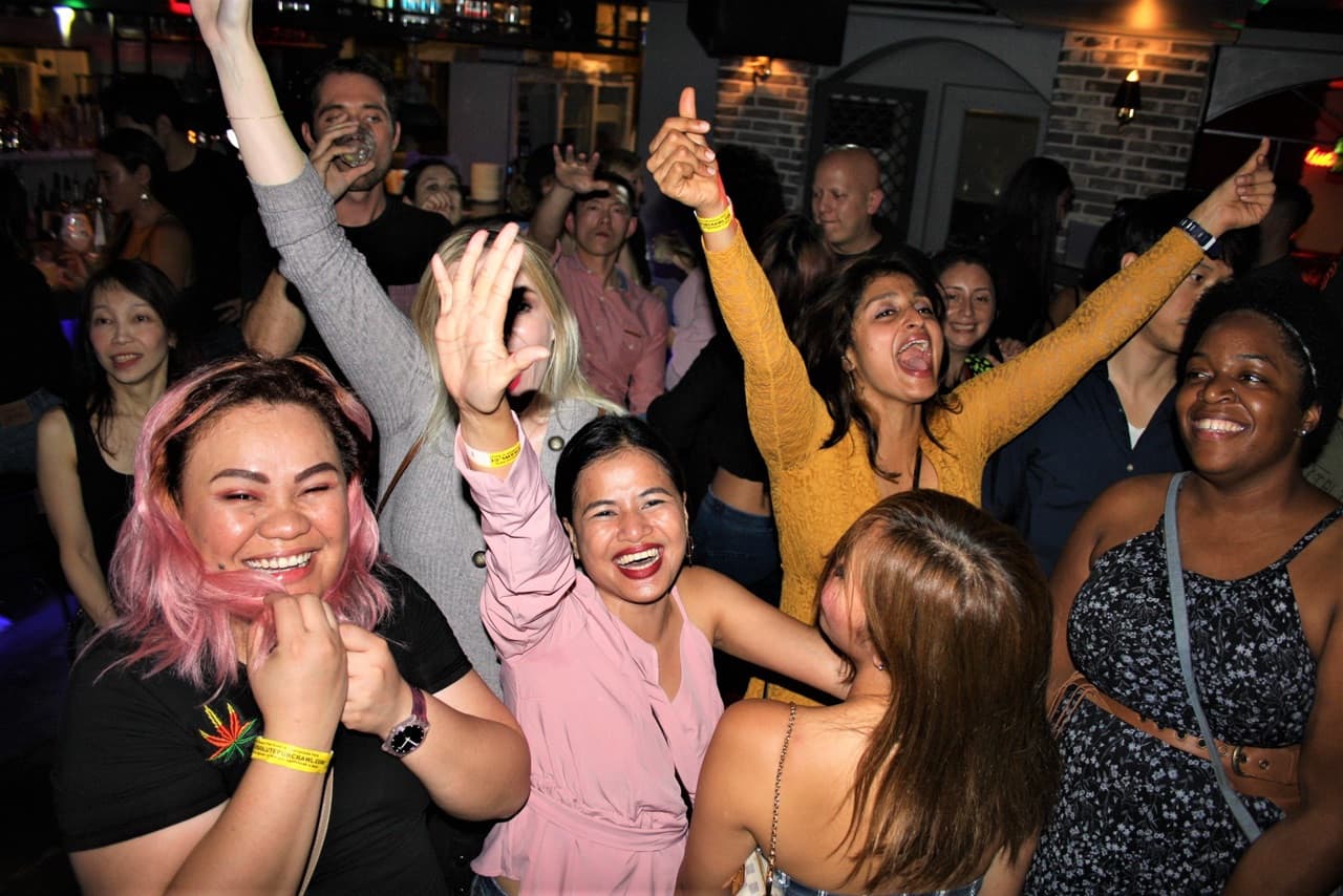 Busan Pub Crawl by Absolute - მთავარი სურათი