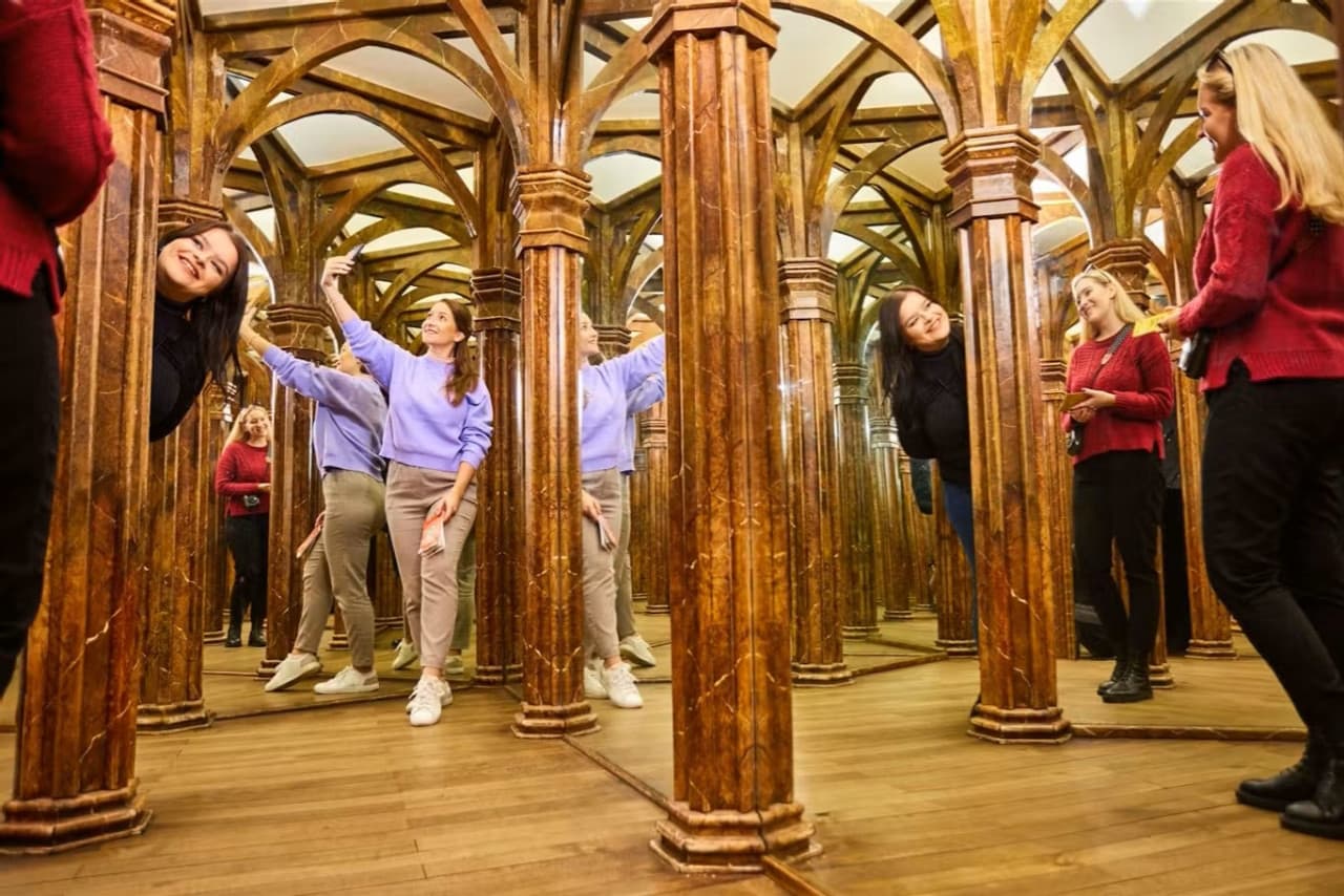 Petřín Tower & Mirror Maze Ticket - სურათი 2