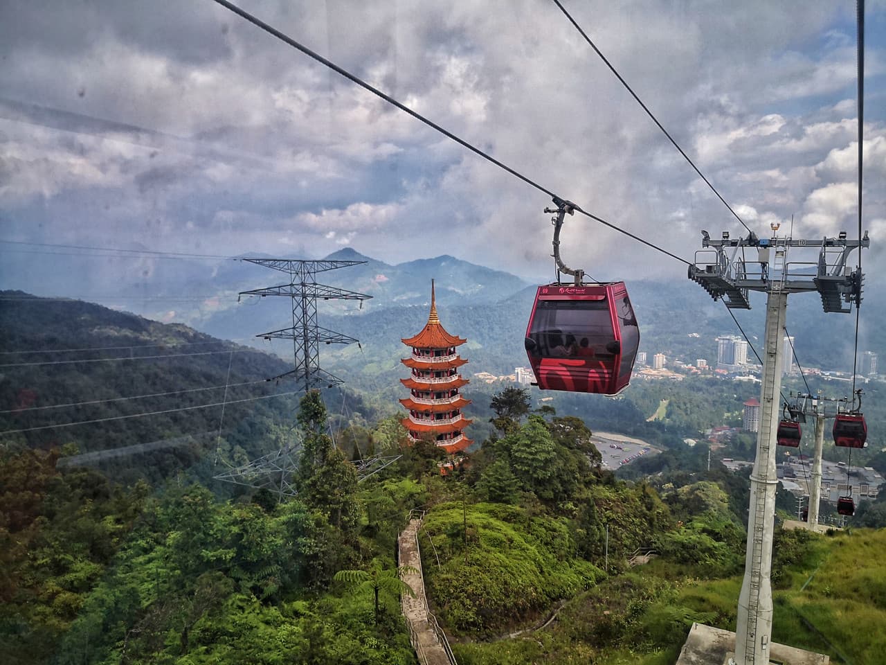 Genting Highlands and Batu Caves Full-Day Tour from Kuala Lumpur - მთავარი სურათი
