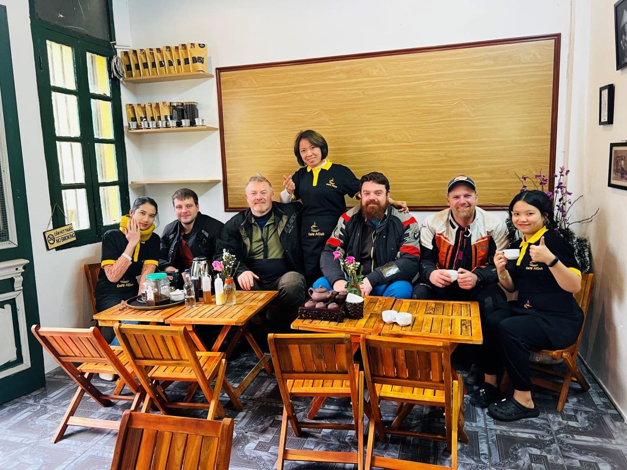 Egg Coffee Class and Hanoi Street Food Walking Tour - სურათი 4