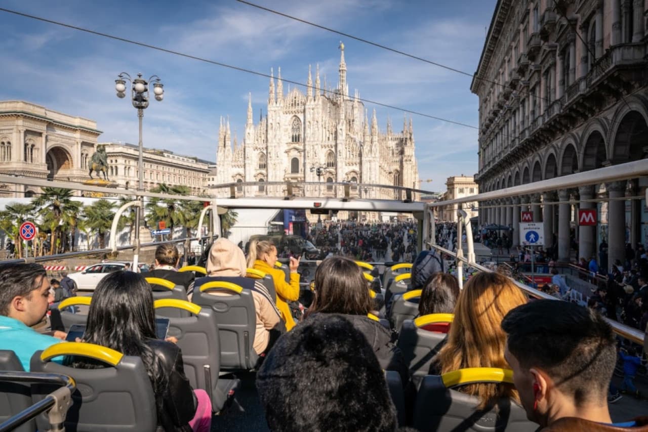 Milan Open Tour Hop-On Hop-Off Bus Tour - სურათი 2