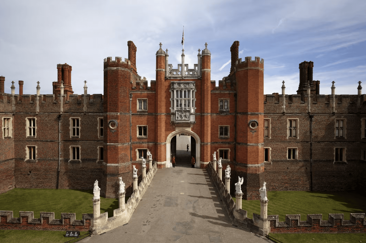 Hampton Court Palace Ticket - მთავარი სურათი