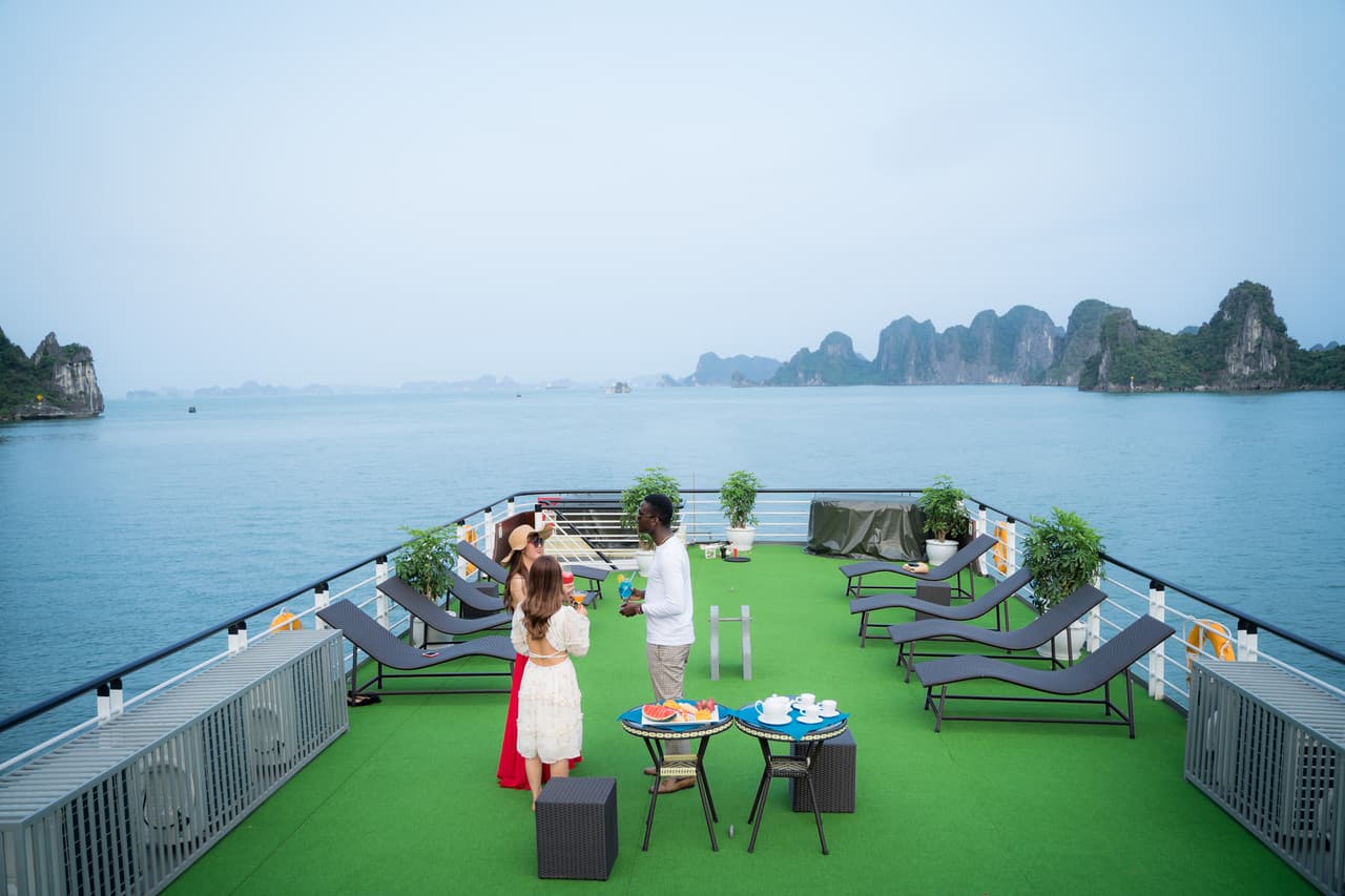 Ha Long Bay Cruise with Round Trip Transfer from Hanoi - სურათი 7