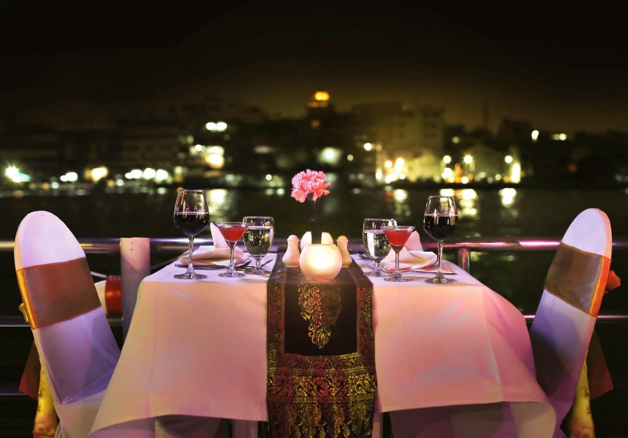 Chao Phraya Dinner Cruise aboard River Star Princess - სურათი 7