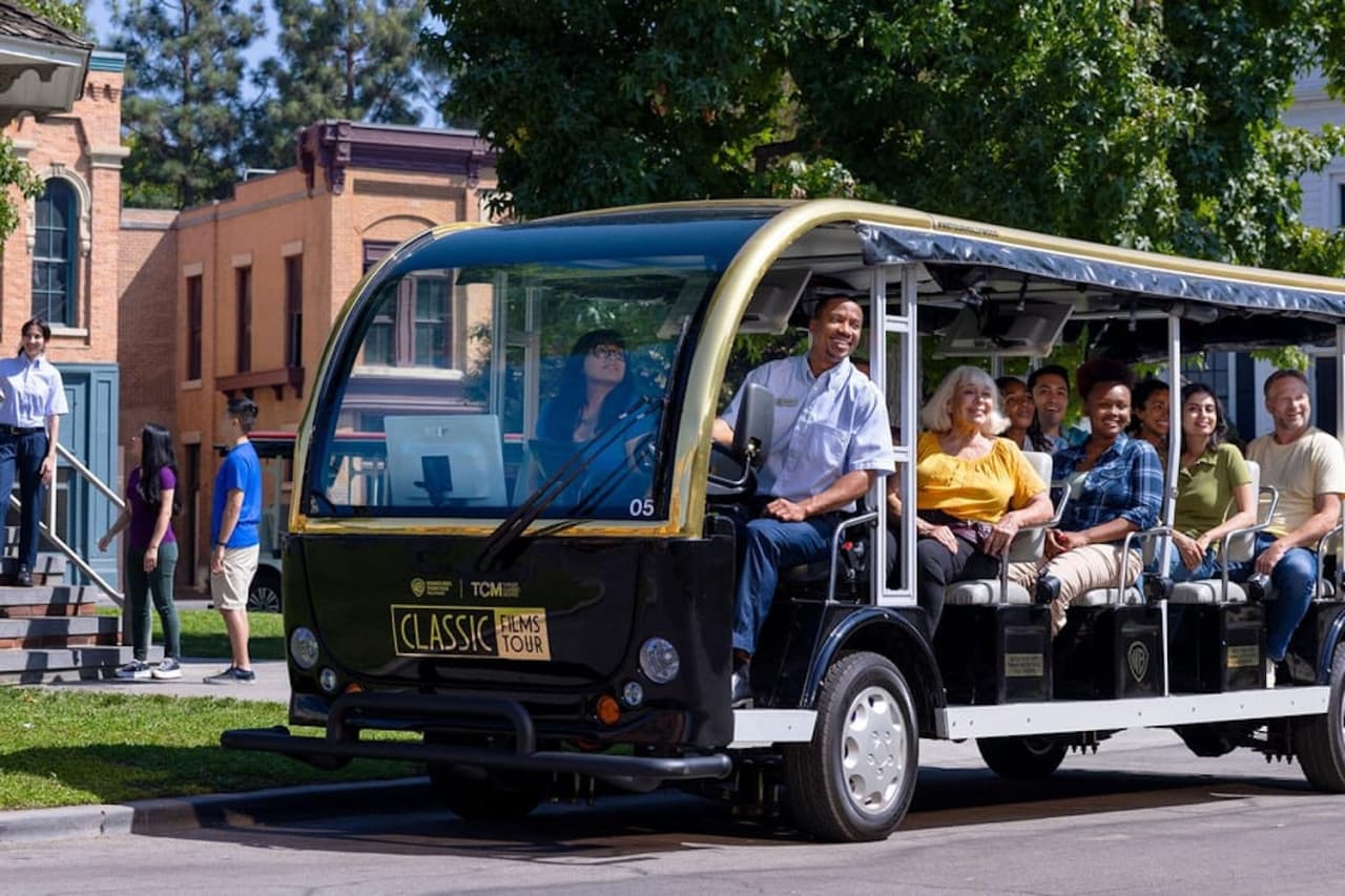Warner Bros. Studio Tour Hollywood Guided Tour: TCM's Classic Films Tour - მთავარი სურათი
