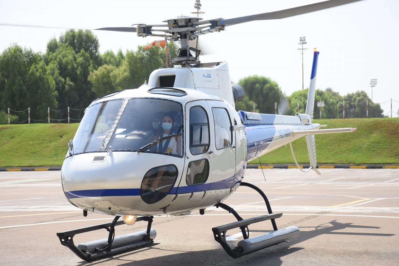Dubai Helicopter Tour by HeliDubai - სურათი 6