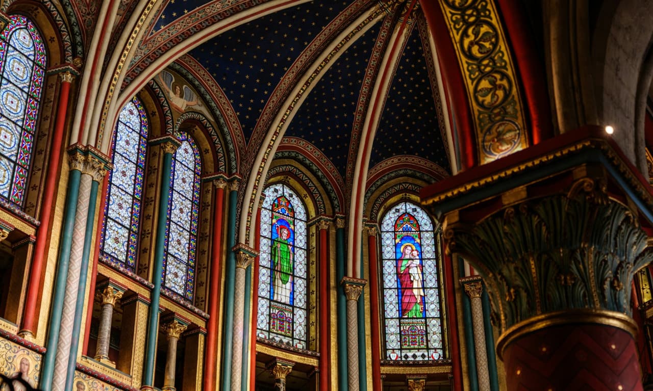 Sainte-Chapelle Tour with English Live Commentary & Reserved Entry - სურათი 4