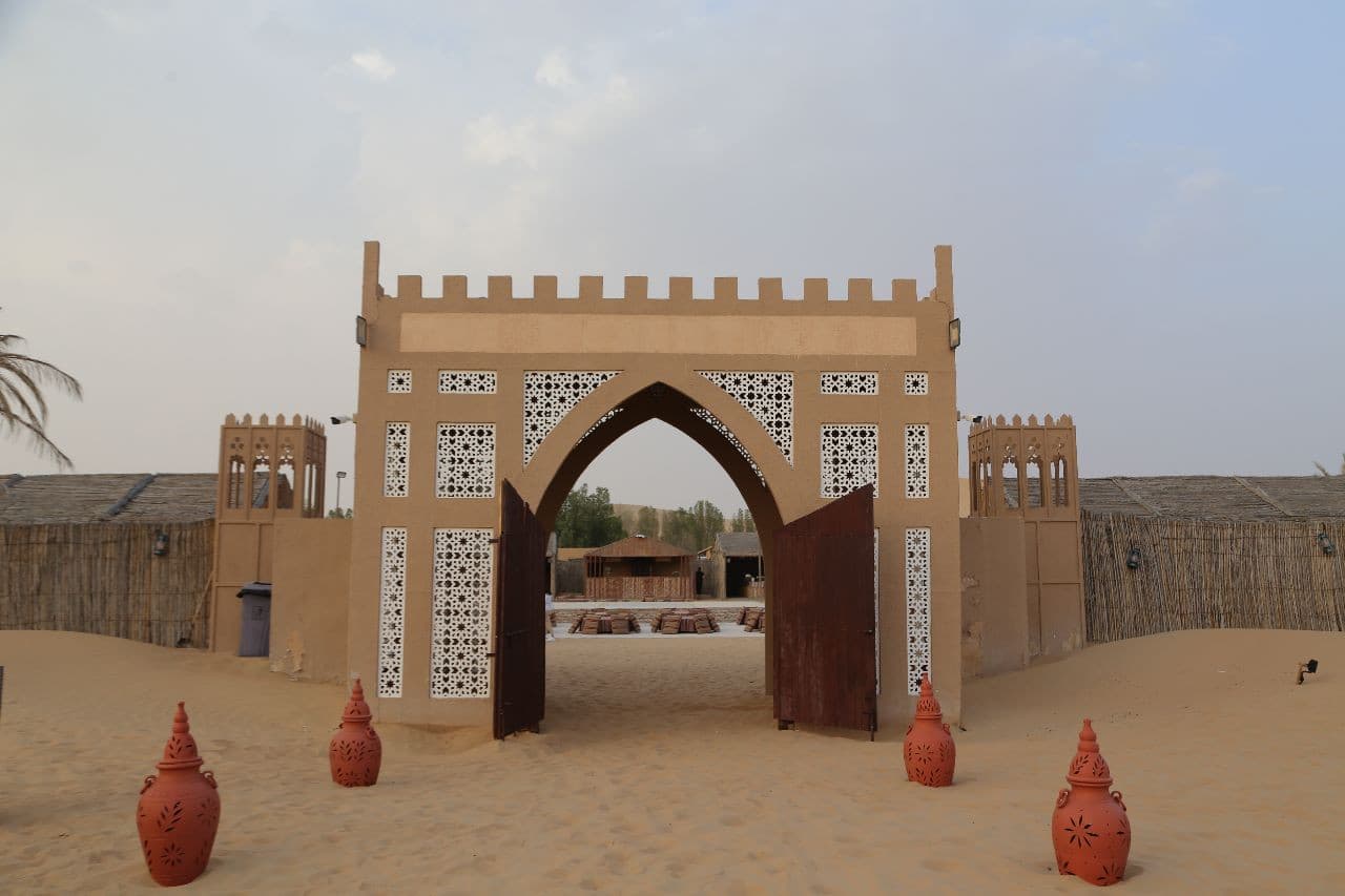 Evening Desert Safari Tour from Dubai with BBQ Dinner - სურათი 5