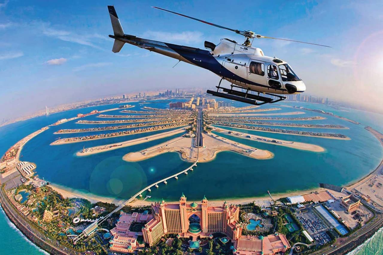 Dubai Helicopter Tour by HeliDubai - სურათი 2