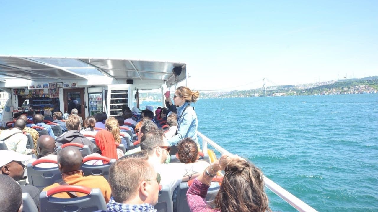 Golden Horn and Bosphorus Sightseeing Cruise with Audio Guide - სურათი 3