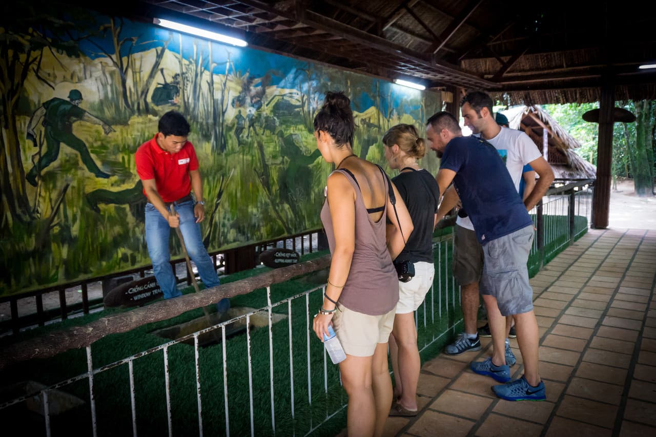 Cu Chi Tunnels Tour from Ho Chi Minh City - სურათი 6