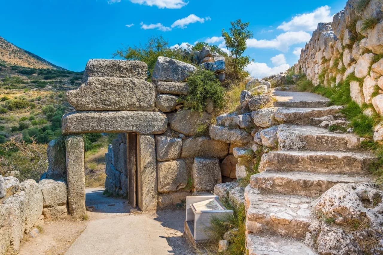 Mycenae Archaeological Site and Museum - მთავარი სურათი