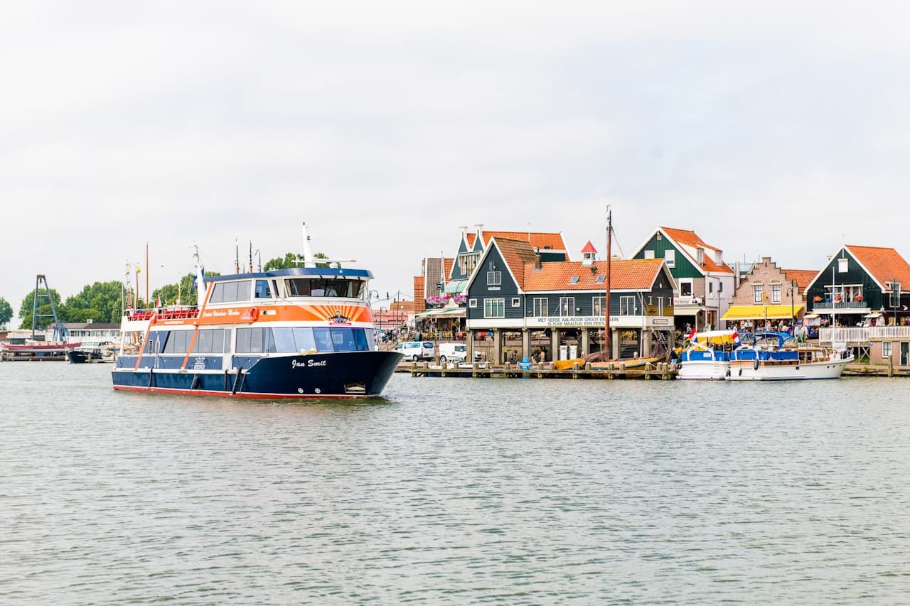 Volendam, Marken, and Windmills Half-Day Tour from Amsterdam - სურათი 8