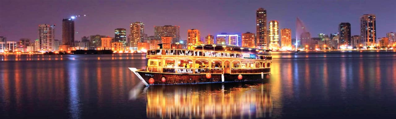 Dubai Dhow Cruise with Dinner & Live Entertainment - სურათი 2