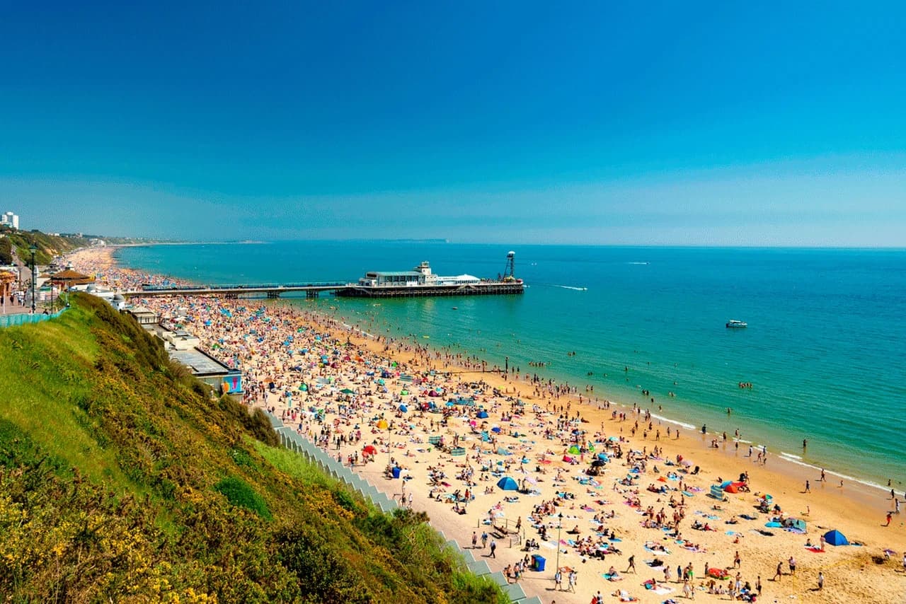 City Sightseeing Bournemouth Hop-on Hop-off Bus Tour - სურათი 8