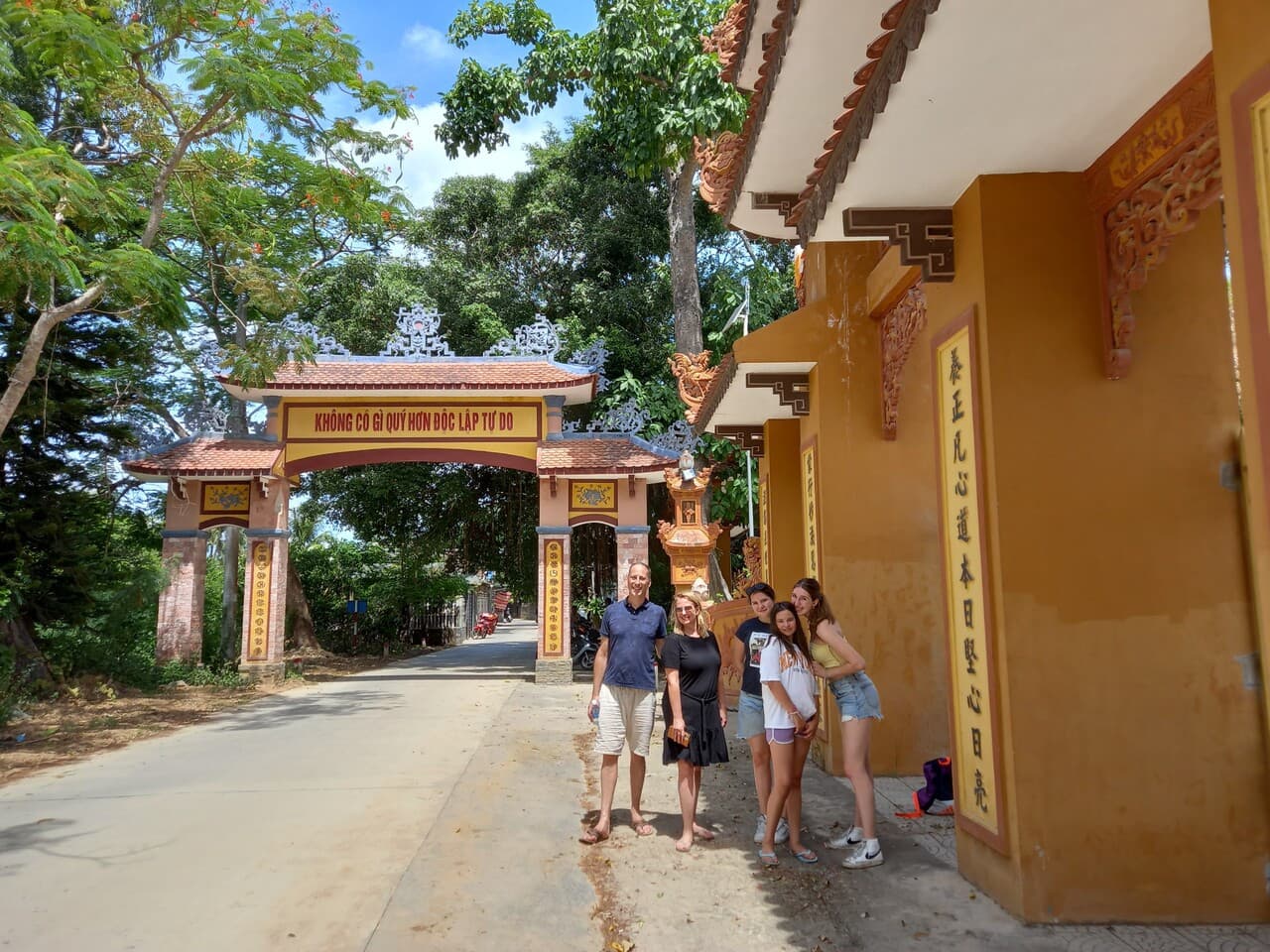 Thanh Toan Village Motorbike Tour with Cooking Class - სურათი 5