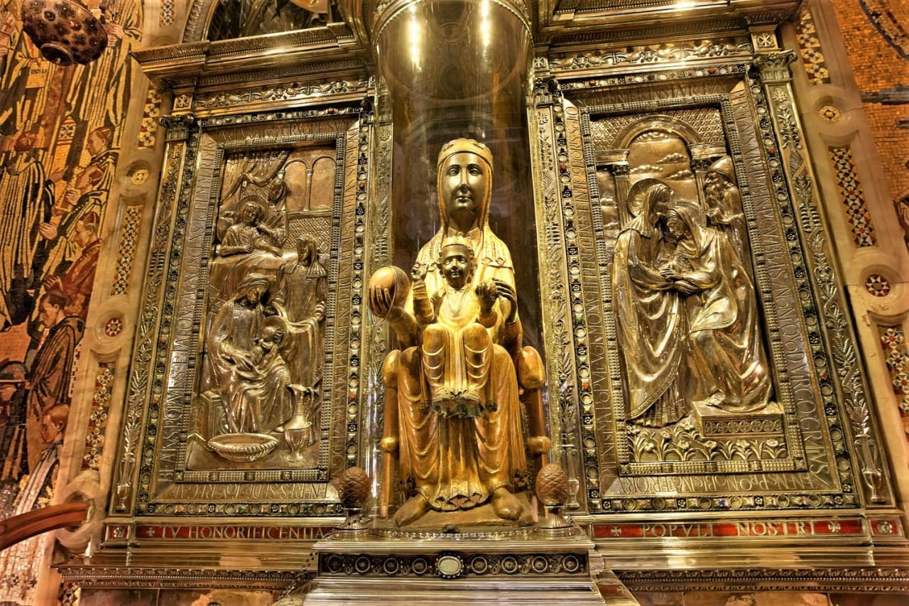 Montserrat Morning Tour with Black Madonna Priority Access - სურათი 4