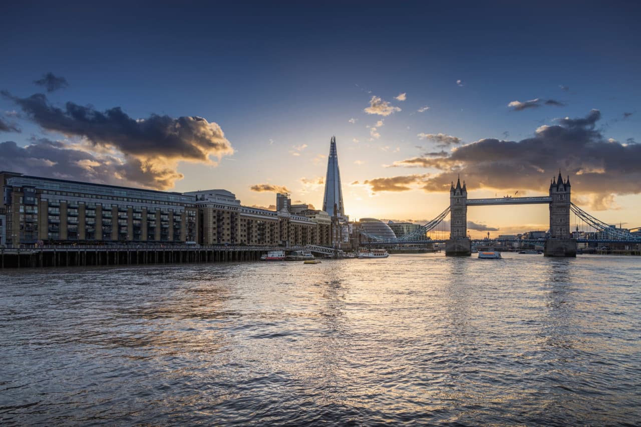Evening Cruise on the River Thames - სურათი 3