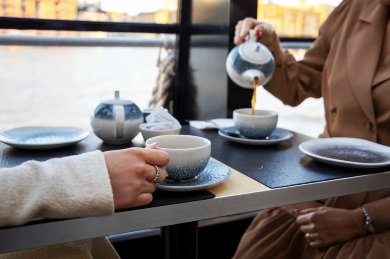 Afternoon Tea Cruise on the River Thames - სურათი 4