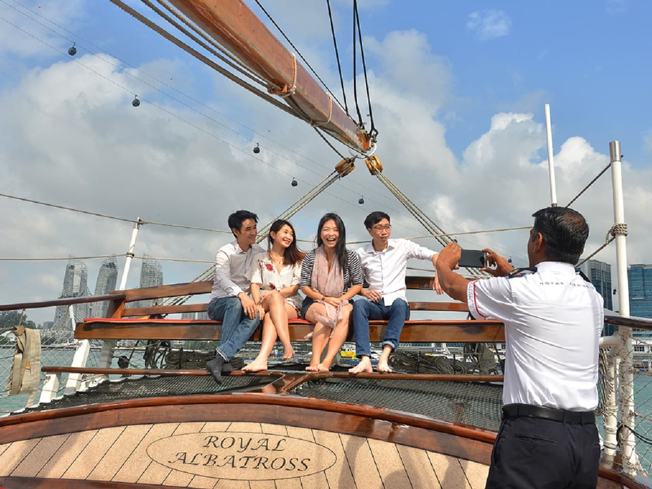 The Royal Albatross - Luxury Tall Ship Cruise Ticket - სურათი 16
