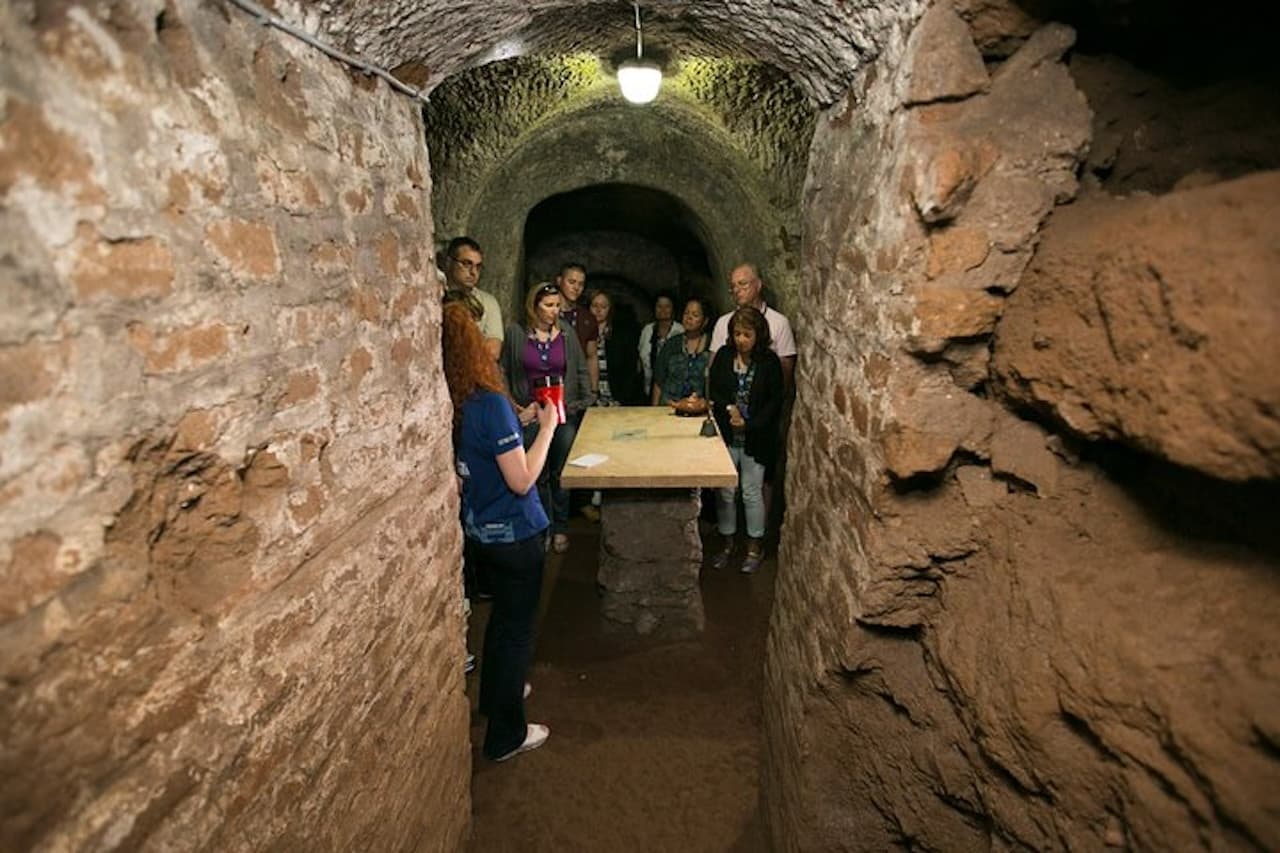 Rome Underground Tour: Capuchin Crypts, Christian Catacombs, Basilica of San Martino ai Monti - სურათი 4
