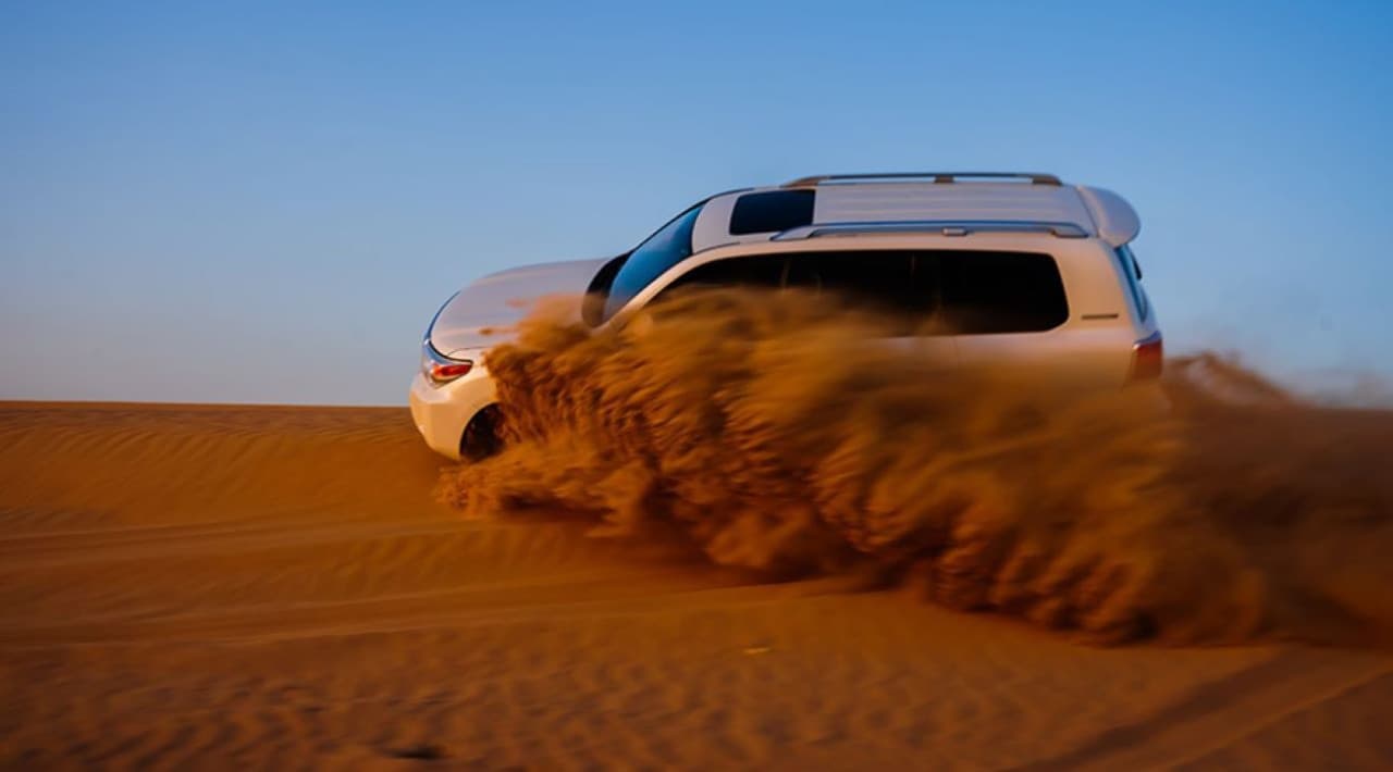 Evening Desert Safari Tour from Dubai with BBQ Dinner - სურათი 2