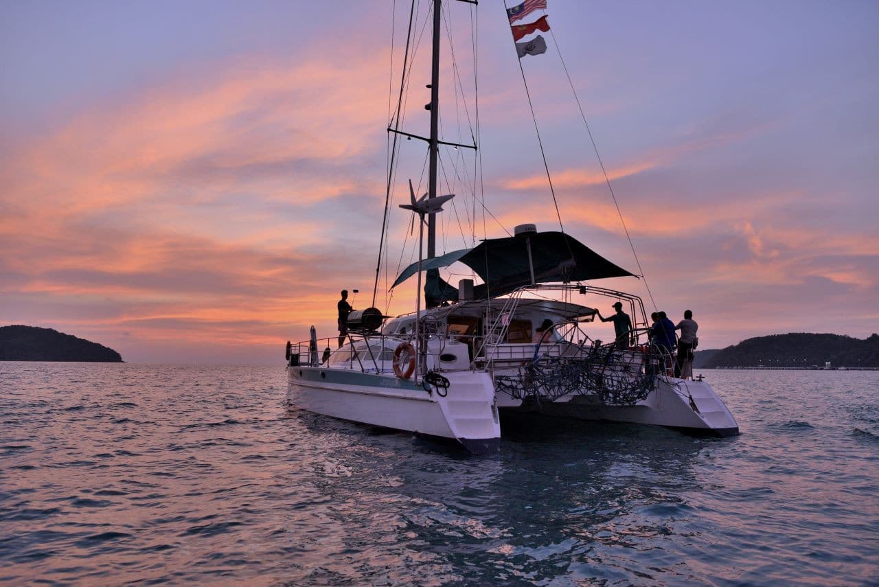 Premium Langkawi Sunset and Day Cruises by Crystal Yacht - სურათი 7