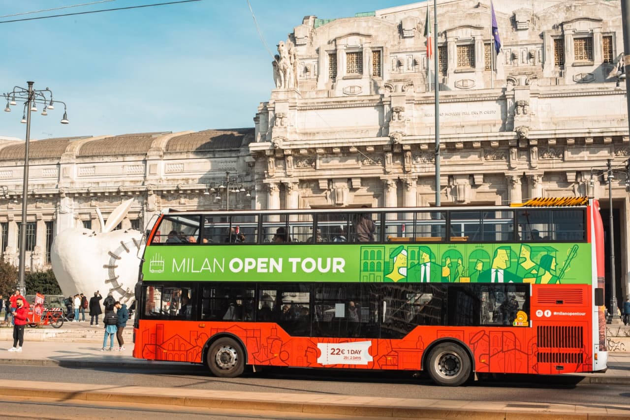 Milan Open Tour Hop-On Hop-Off Bus Tour - სურათი 7