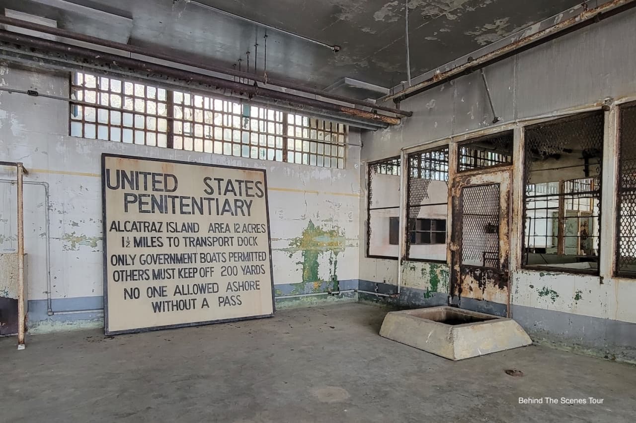 Official Alcatraz Island Admission Ticket + Audio Tour with Roundtrip Ferry by Alcatraz City Cruises - სურათი 16