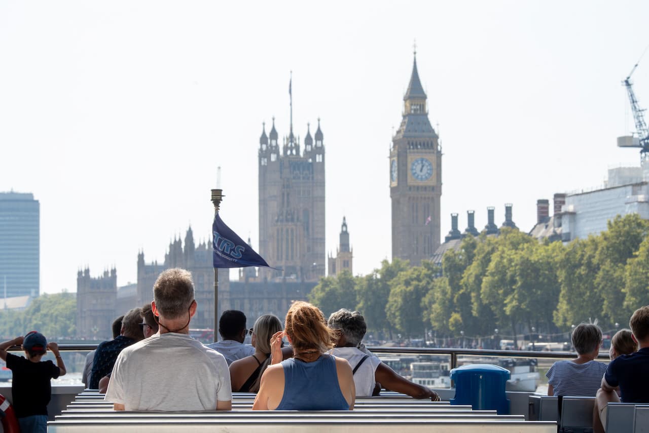 Thames River Sightseeing Cruise - სურათი 8