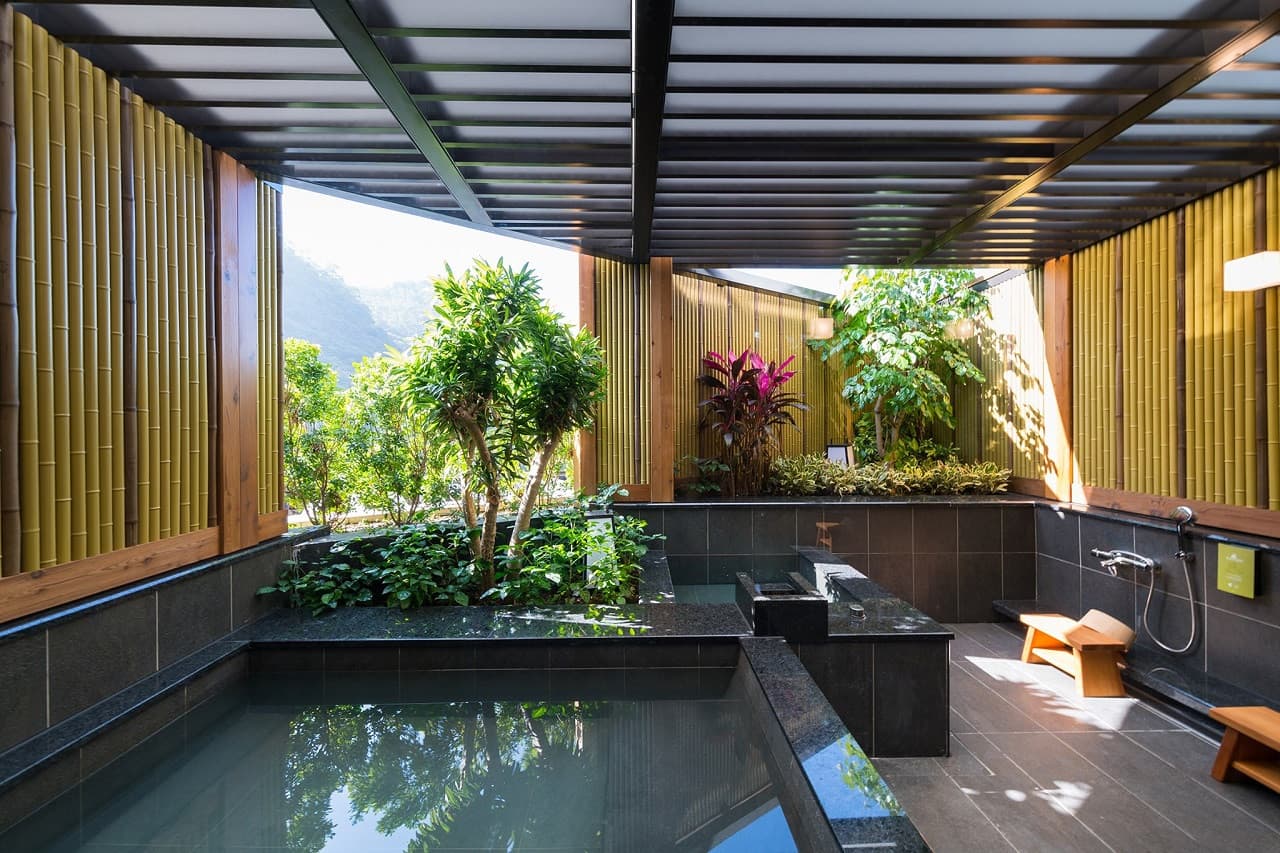 Public Hot Spring Experience at Asia Pacific Hotel Beitou - მთავარი სურათი