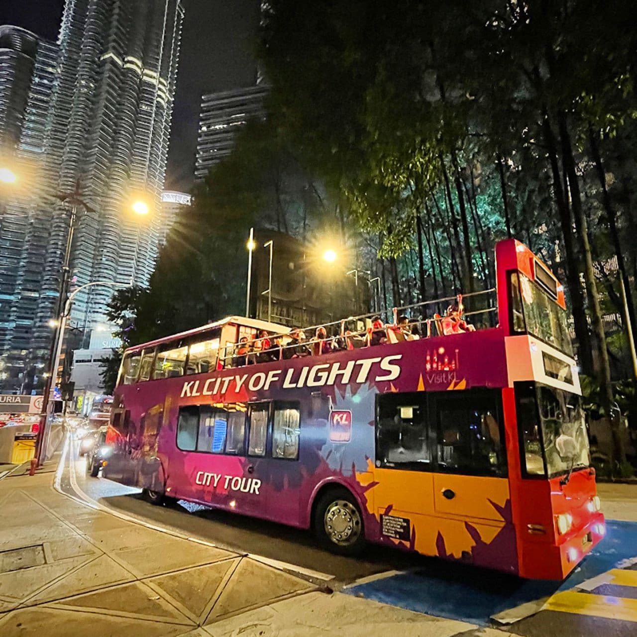 KL City of Lights Tour - მთავარი სურათი