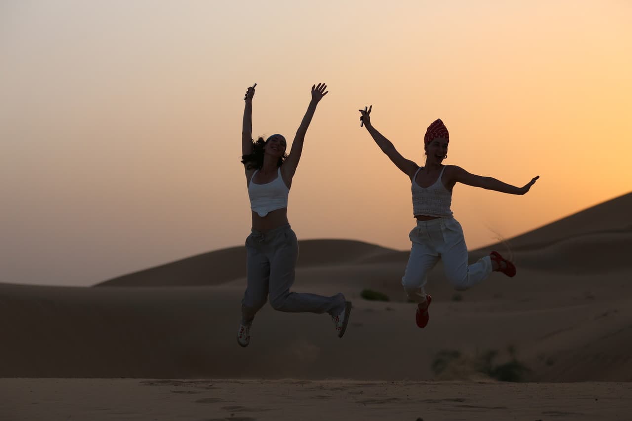 Evening Desert Safari Tour from Dubai with BBQ Dinner - სურათი 12
