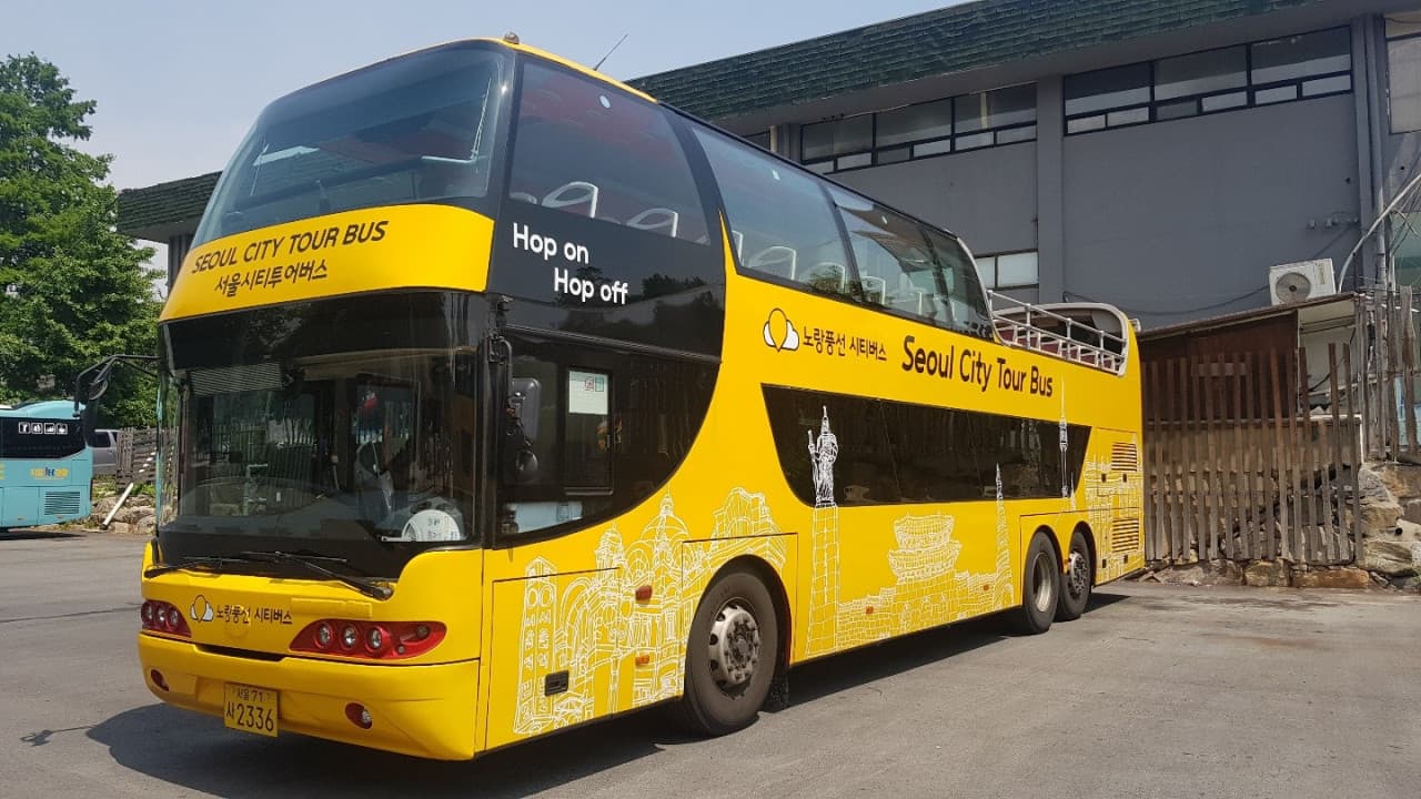 Dongdaemun Hop-on Hop-off Bus Tour by Yellow Balloon City Bus - სურათი 2
